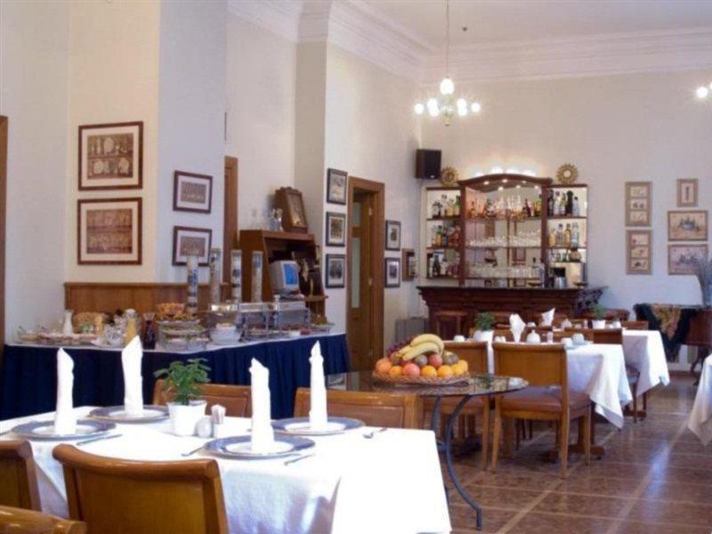 דנייפרופטרובסק Grand Hotel Ukraine מראה חיצוני תמונה